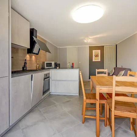 In With Garden Hébergement de vacances