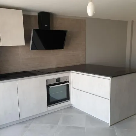 Ferienhaus In With Garden