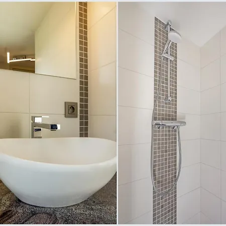 Holiday home In With Garden