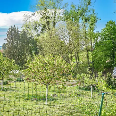 In With Garden Aywaille