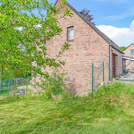 In With Garden Aywaille